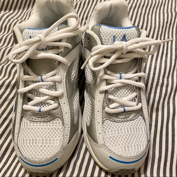 BRAND NEW LA GEAR HIP SNEAKER! - Picture 2 of 6